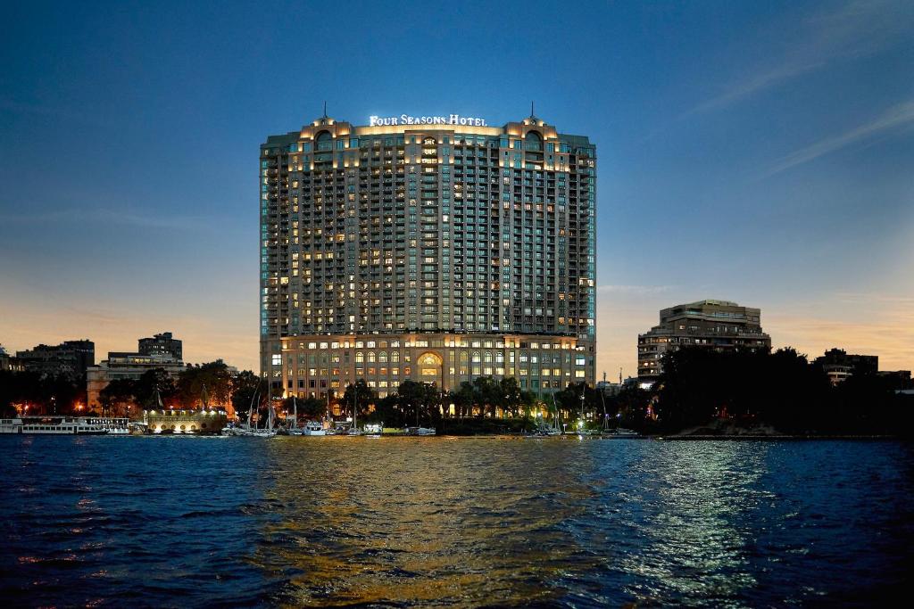 Four Seasons Nile Plaza